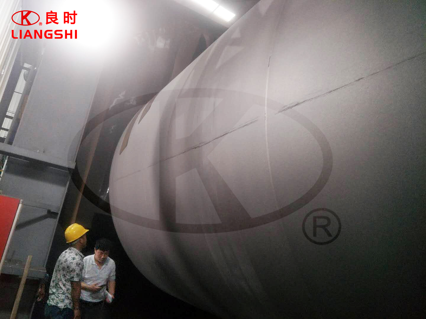 良时智能为某风力发电成套设备公司设计制造塔筒表面成套处理设备