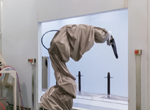 良时AI免编程机器人自动喷涂技术